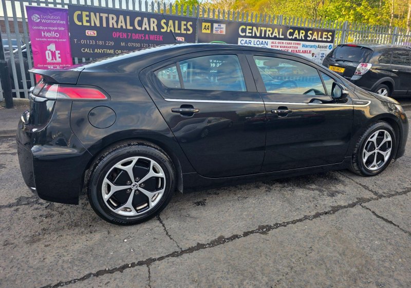 VAUXHALL AMPERA