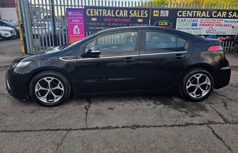 VAUXHALL AMPERA