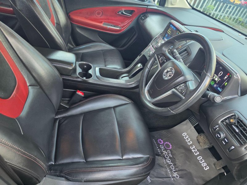 VAUXHALL AMPERA