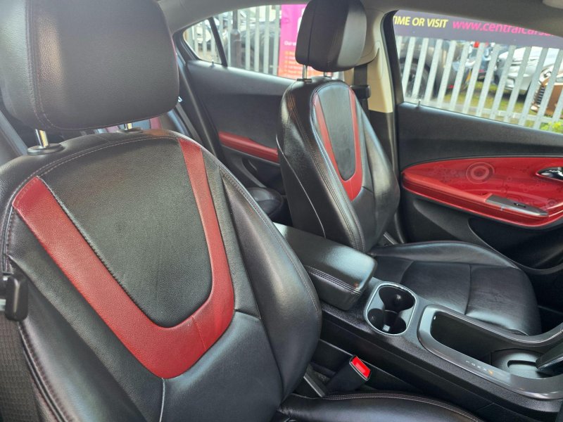 VAUXHALL AMPERA