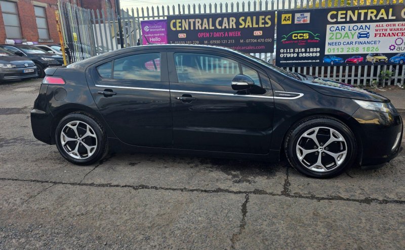 VAUXHALL AMPERA