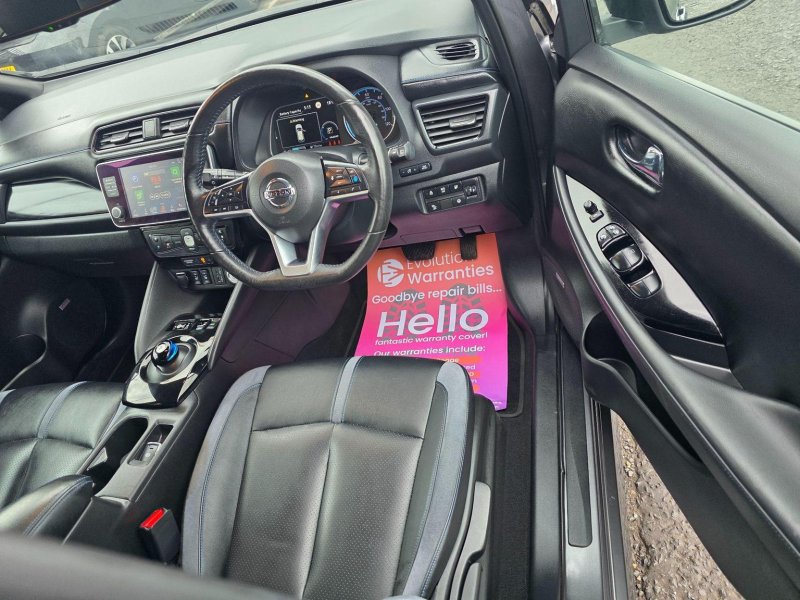 NISSAN LEAF